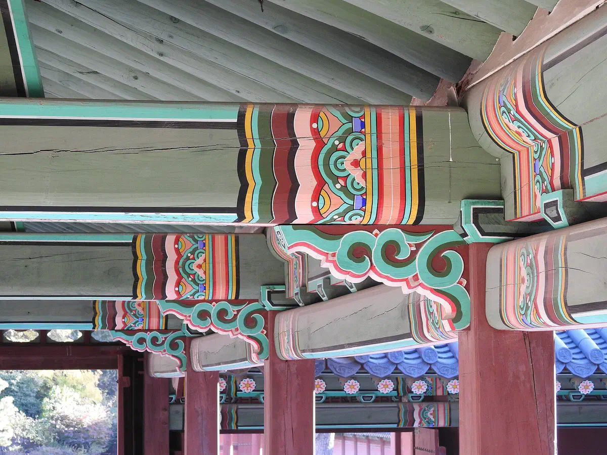 Dancheong painted beams and brackets at Changgyeonggung palace in Seoul